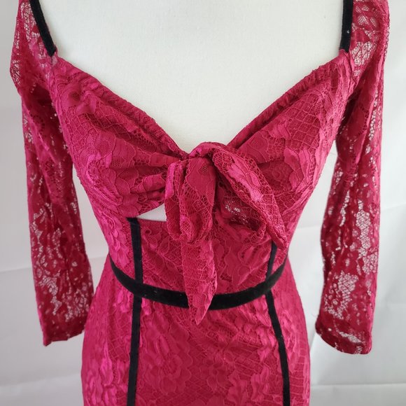 NWT PrettyLittleThing Women Lace Velvet Midi Dress - Picture 3 of 6